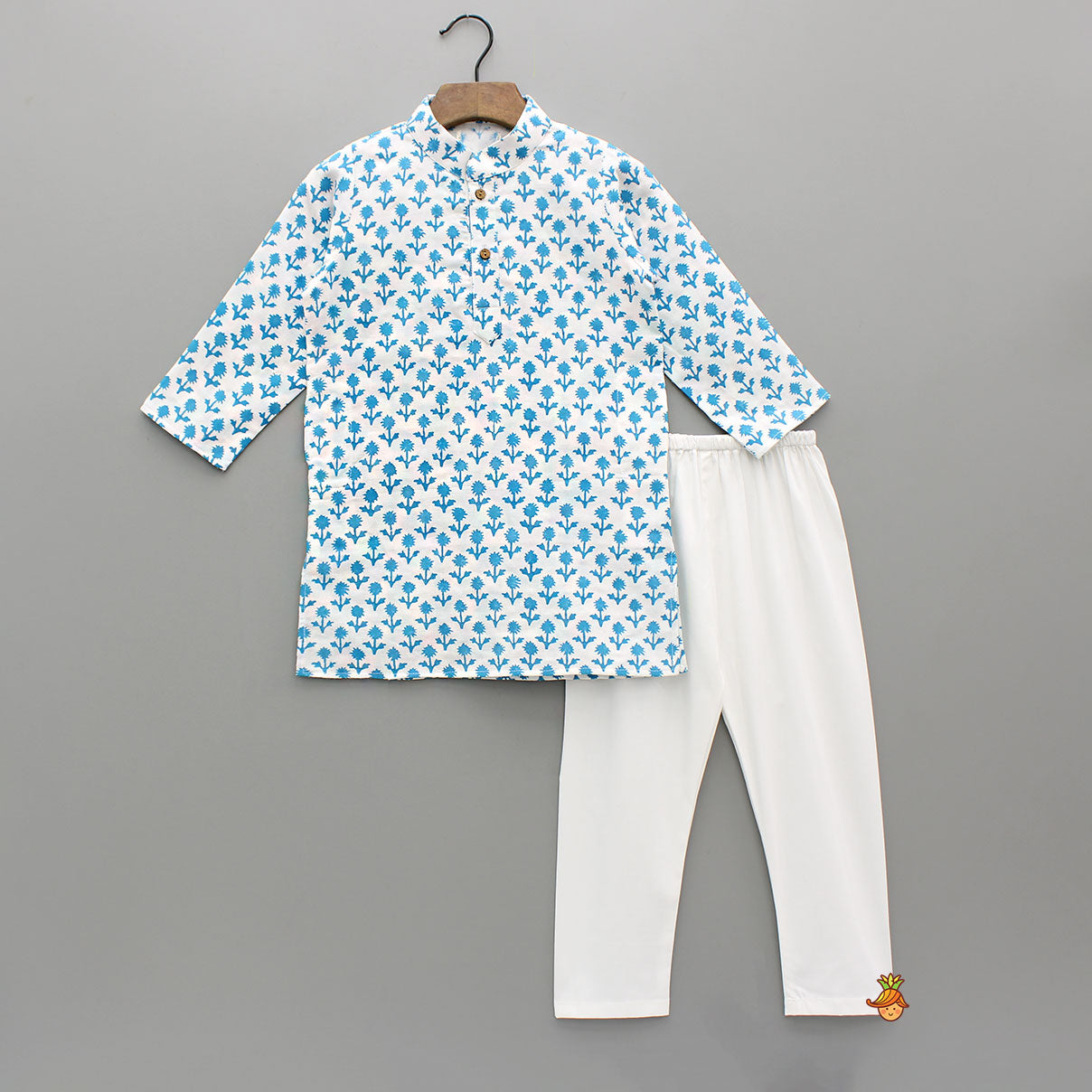 Light Blue Floral Printed Kurta And Pyjama