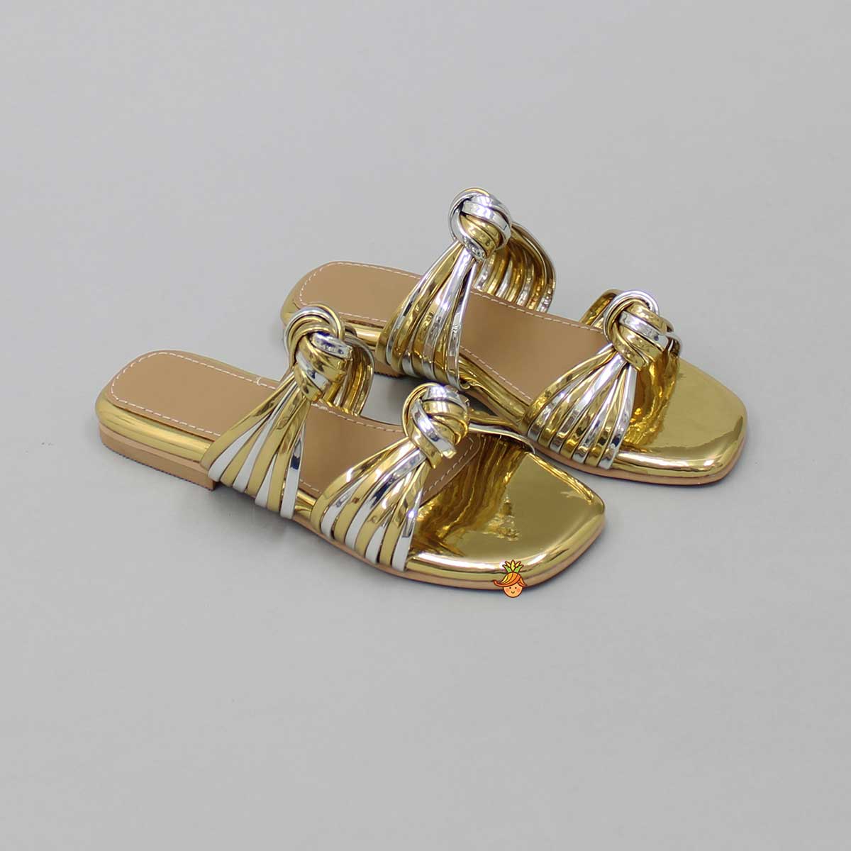 Stylish Dual Tone Knotted Flats