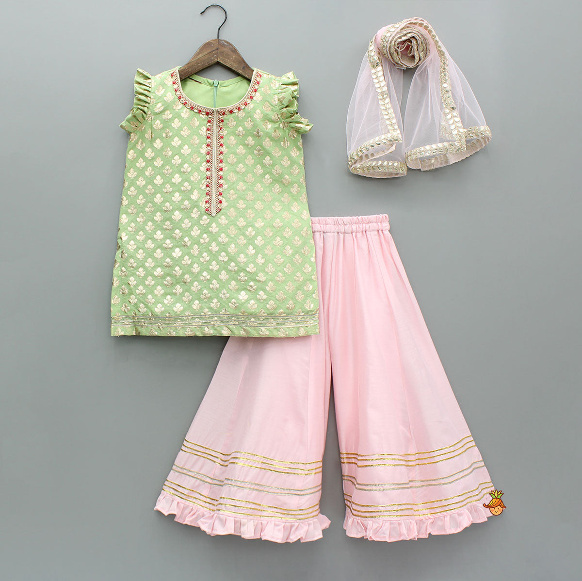 Pre Order: Chanderi Embroidered Kurti And Flared Palazzo With Light Pink Dupatta