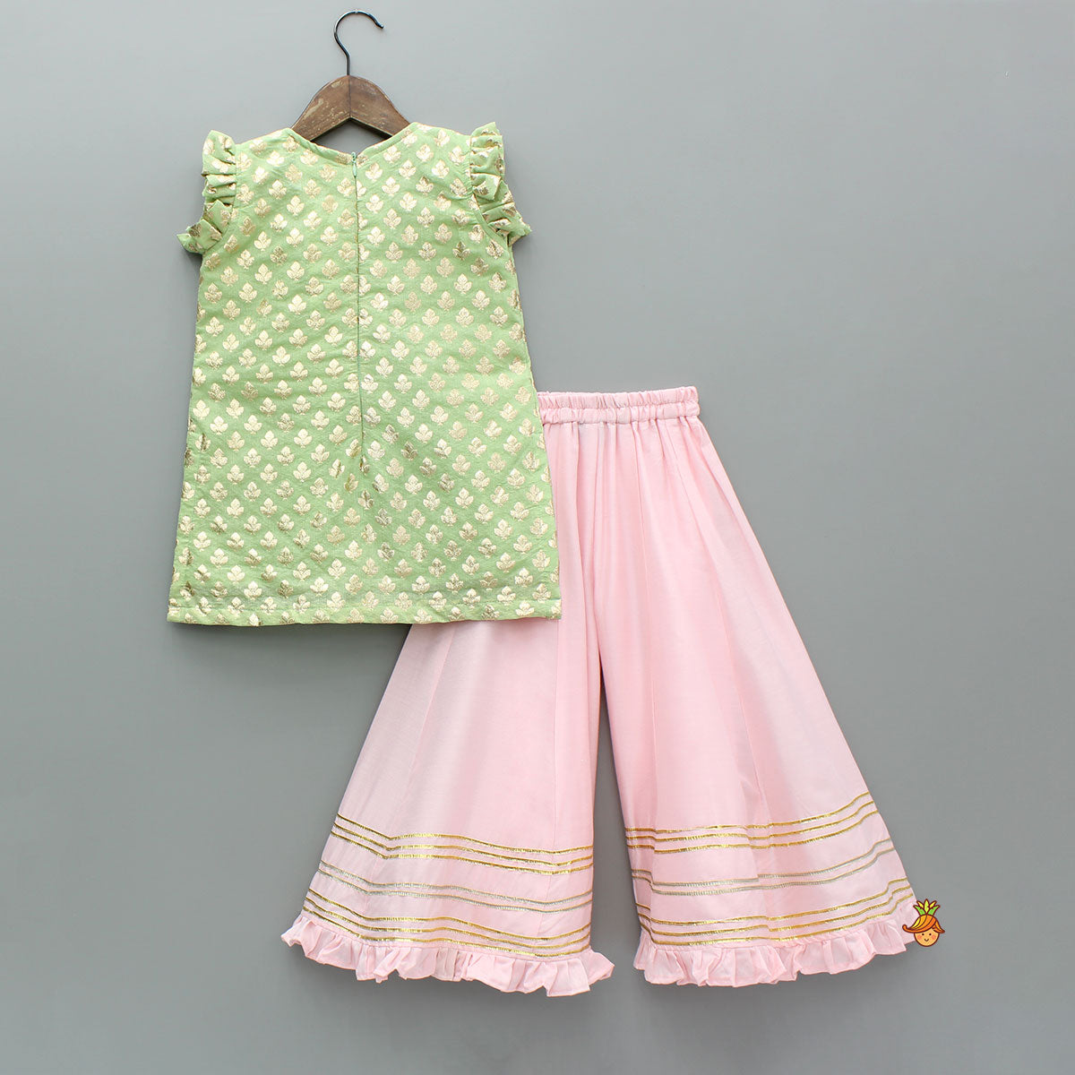 Pre Order: Chanderi Embroidered Kurti And Flared Palazzo With Light Pink Dupatta