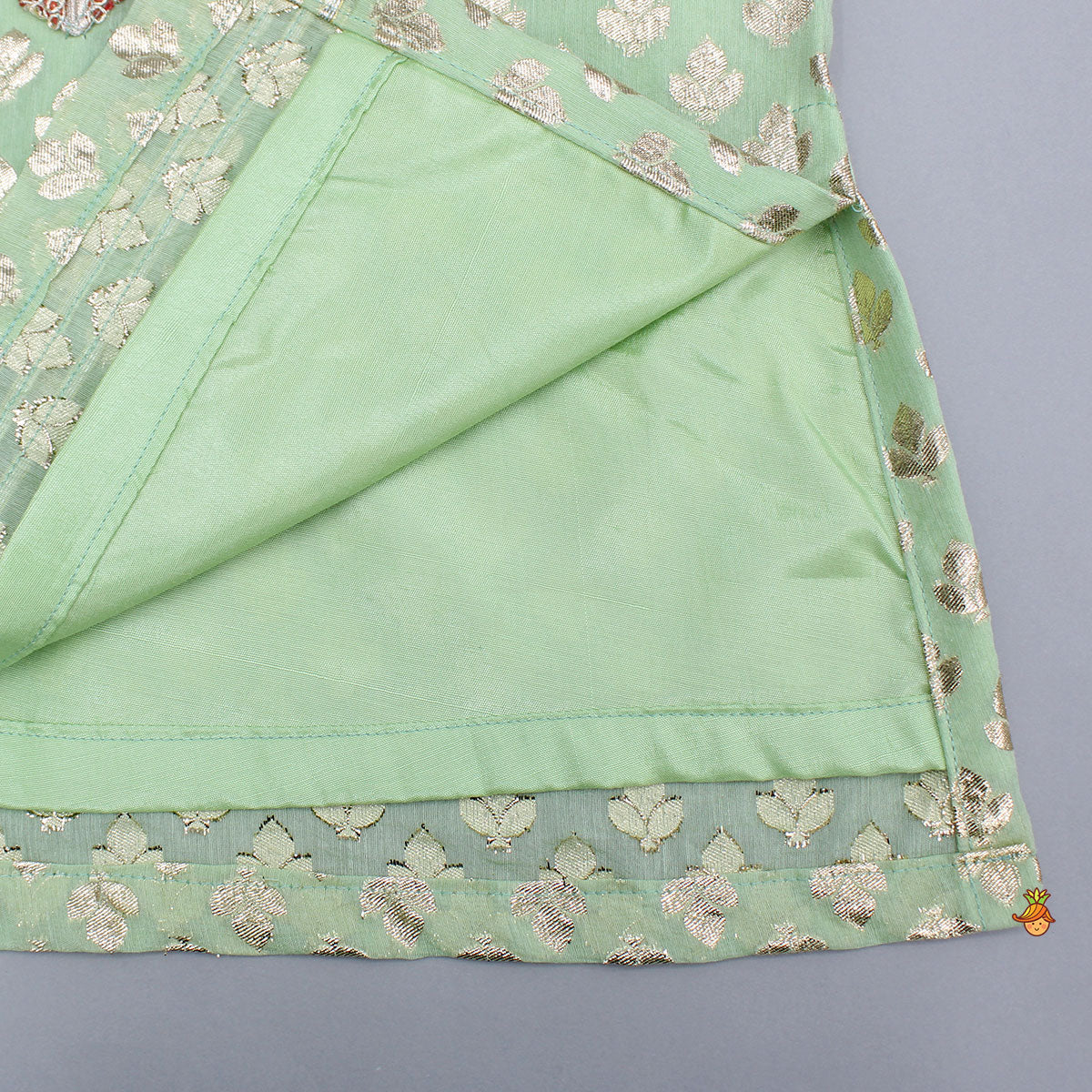 Pre Order: Chanderi Embroidered Kurti And Flared Palazzo With Light Pink Dupatta