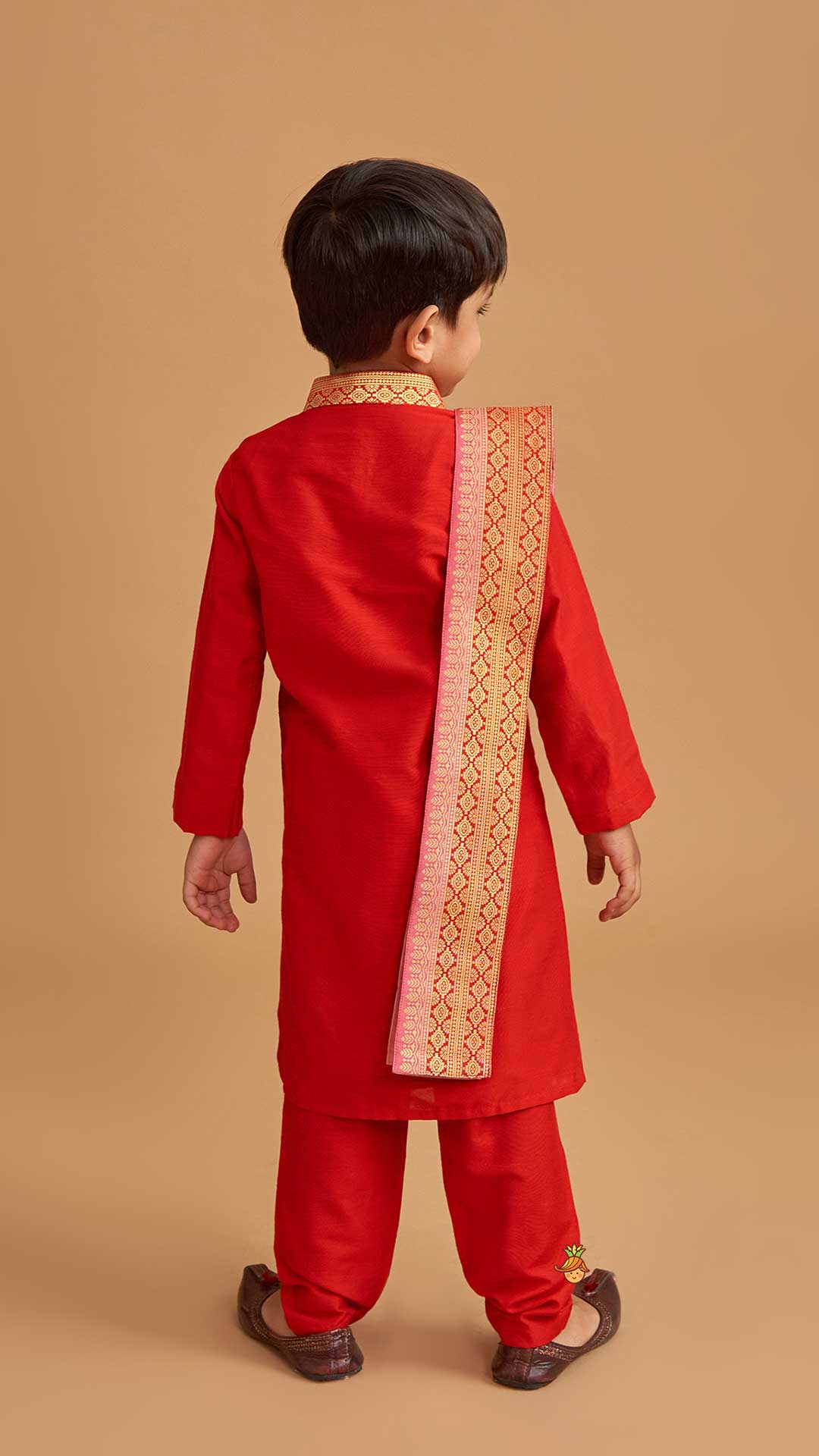 Pre Order: Reindeer Embroidered Red Kurta And Pyjama With Shawl