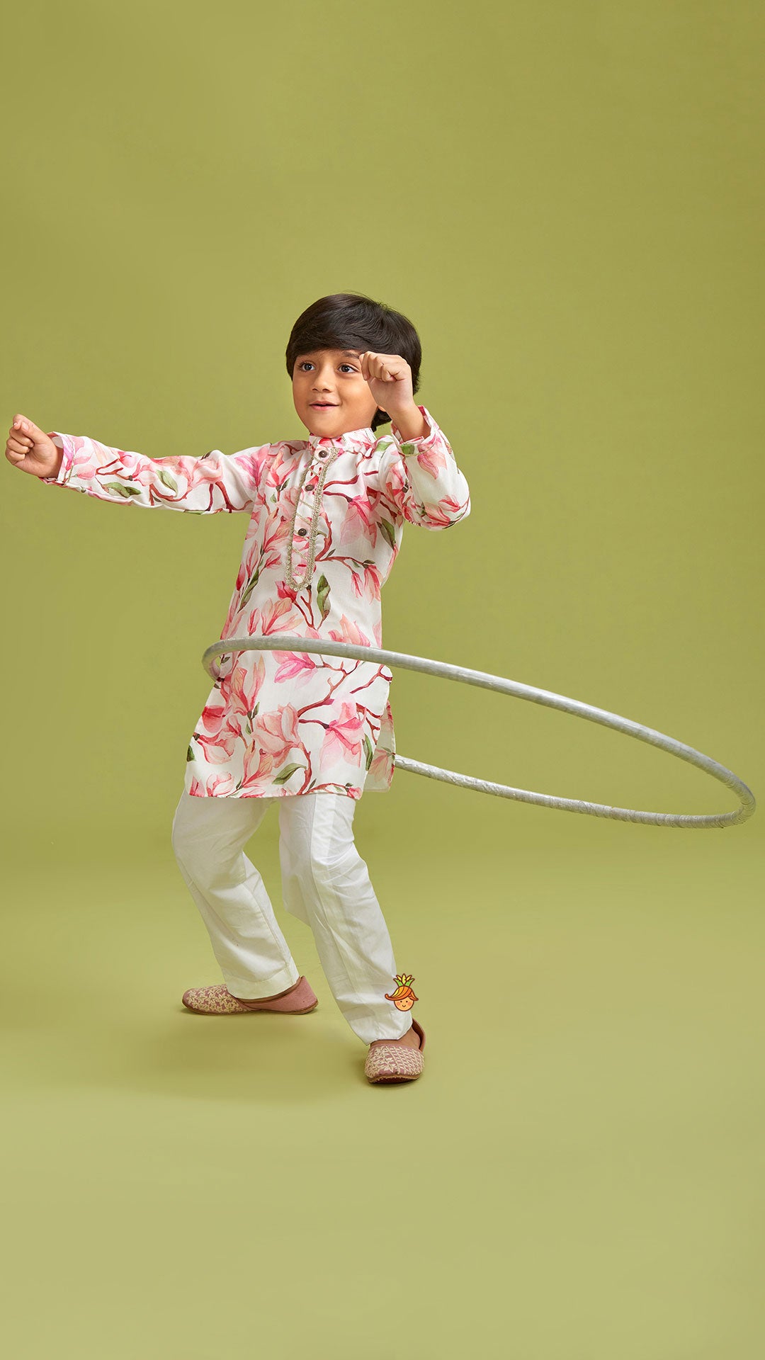 Pre Order: Floral Printed Multicolour Kurta And Pyjama