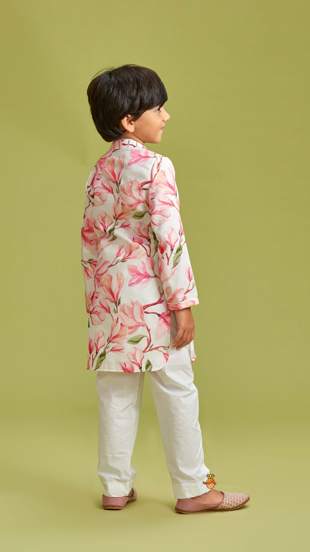Pre Order: Floral Printed Multicolour Kurta And Pyjama
