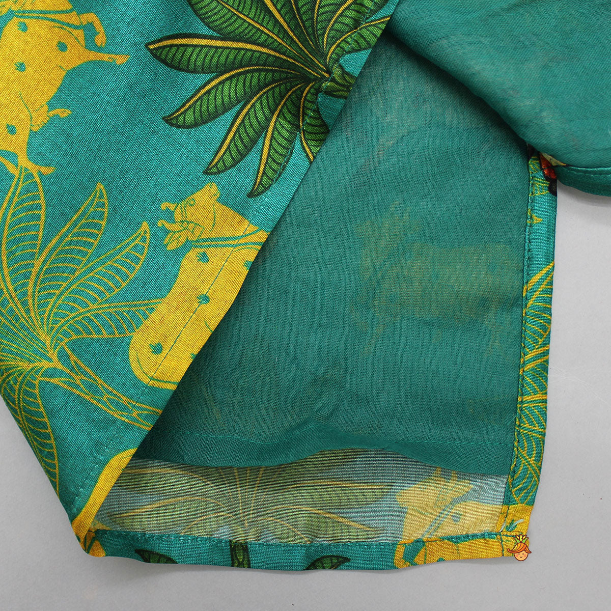 Pre Order: Ethnic Printed Kurti And Pant With Net Dupatta