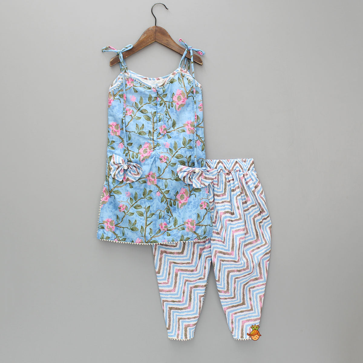 Pre Order: Tie Up Straps Floral Printed Blue Kurti And Chevron Dhoti