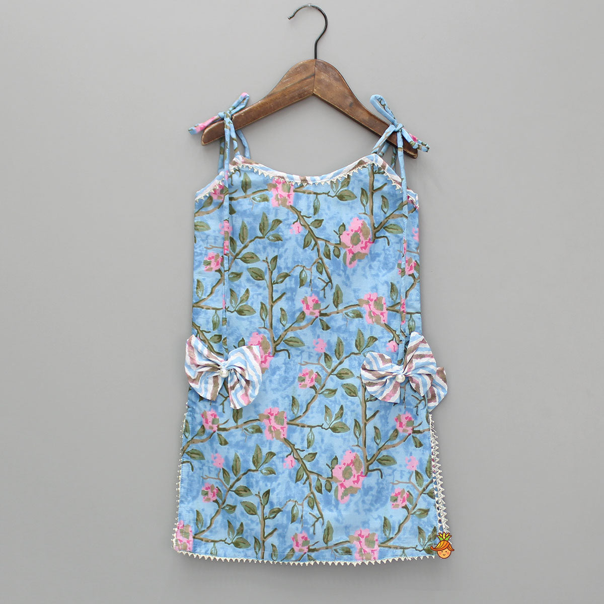 Pre Order: Tie Up Straps Floral Printed Blue Kurti And Chevron Dhoti