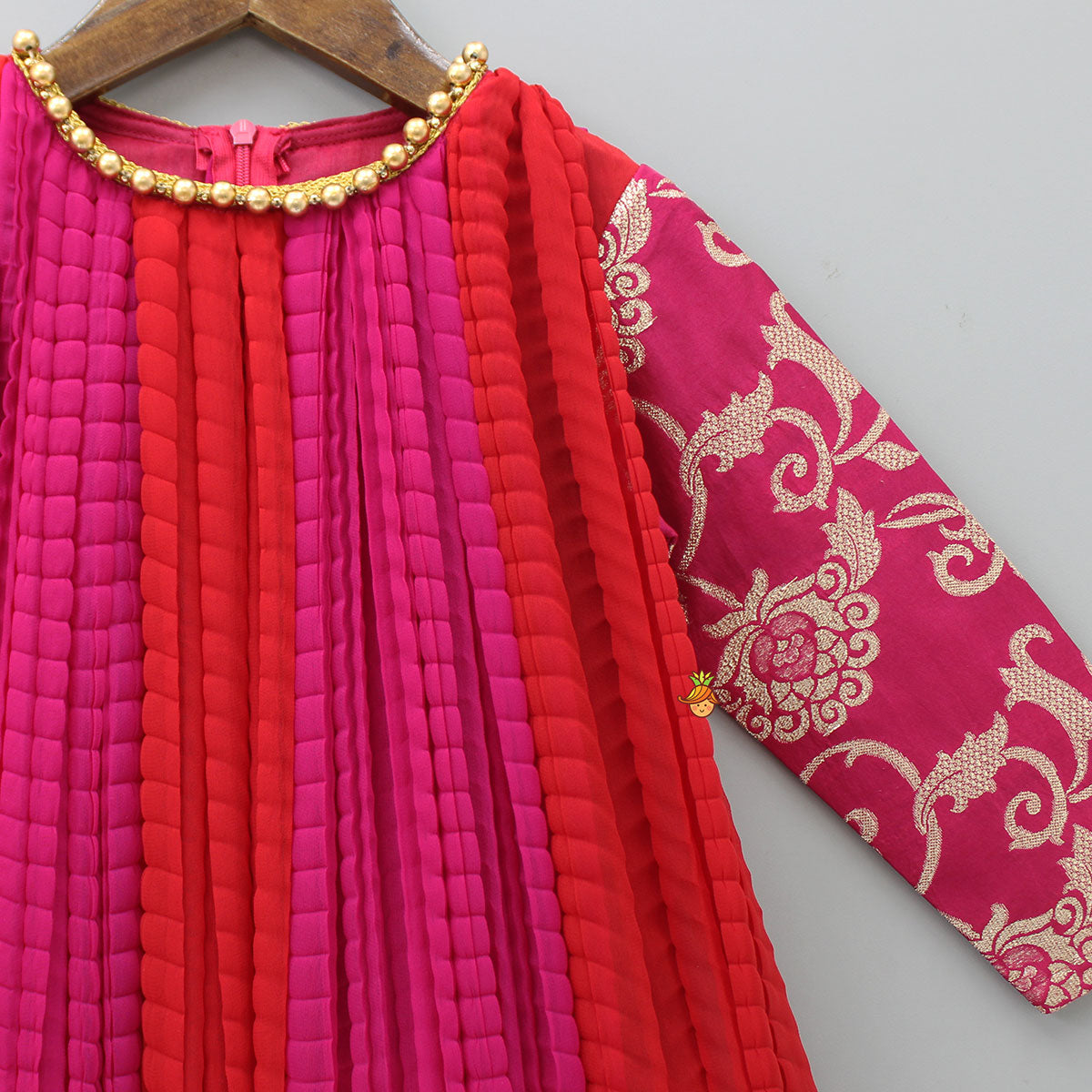 Dual Tone Embroidered Sleeves Kurti