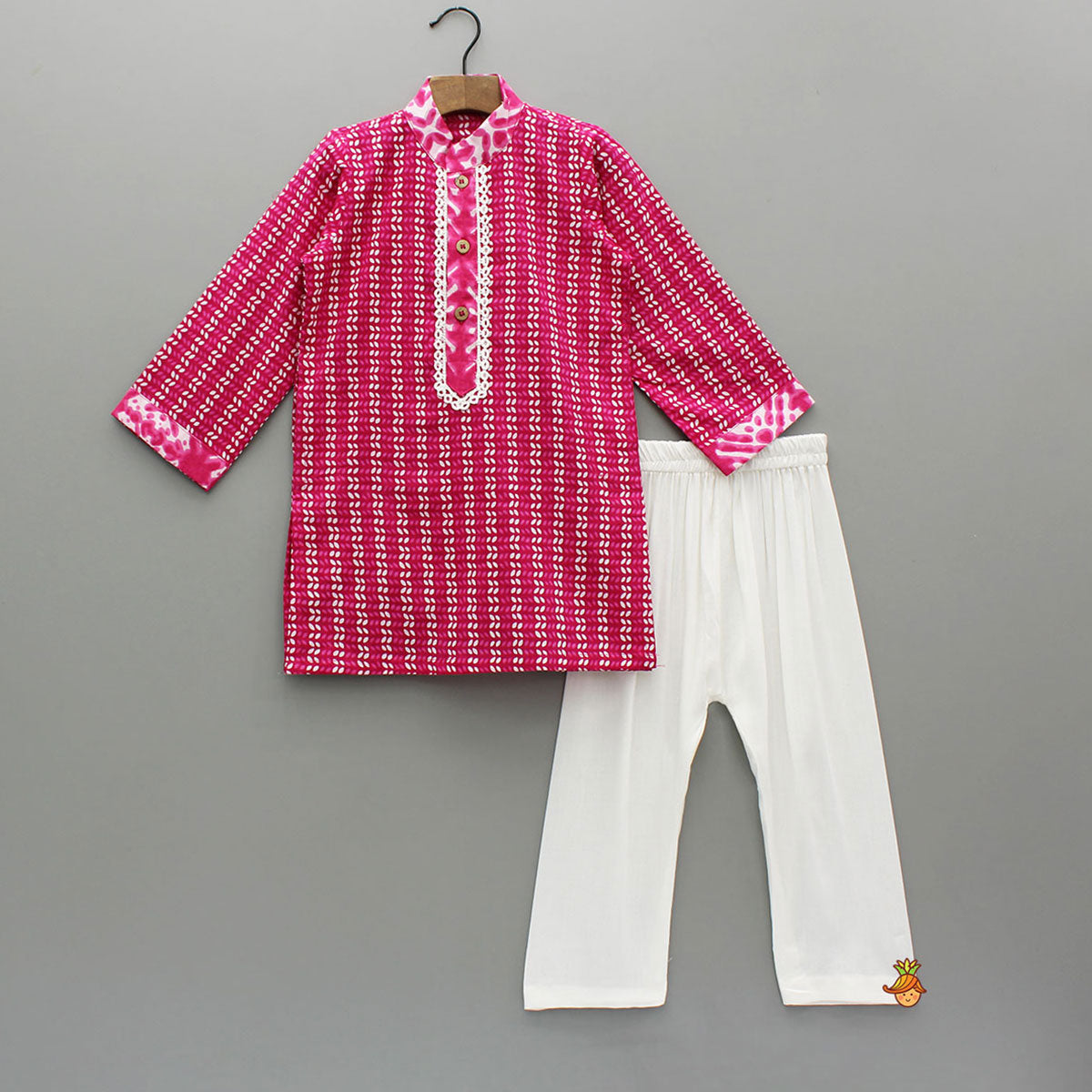 Pre Order: Lace Detail Front Placket Pink Printed Kurta And Pyjama