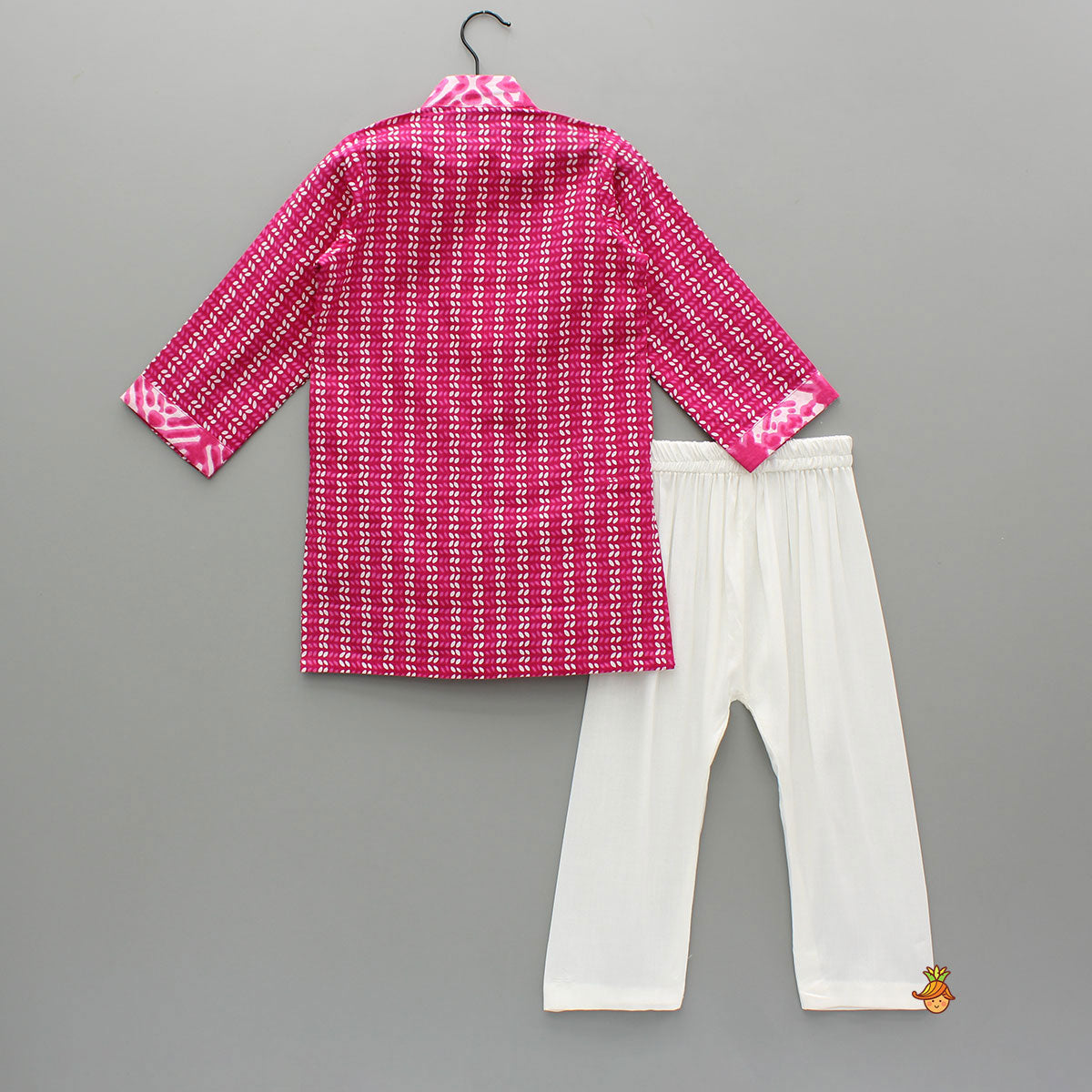 Pre Order: Lace Detail Front Placket Pink Printed Kurta And Pyjama