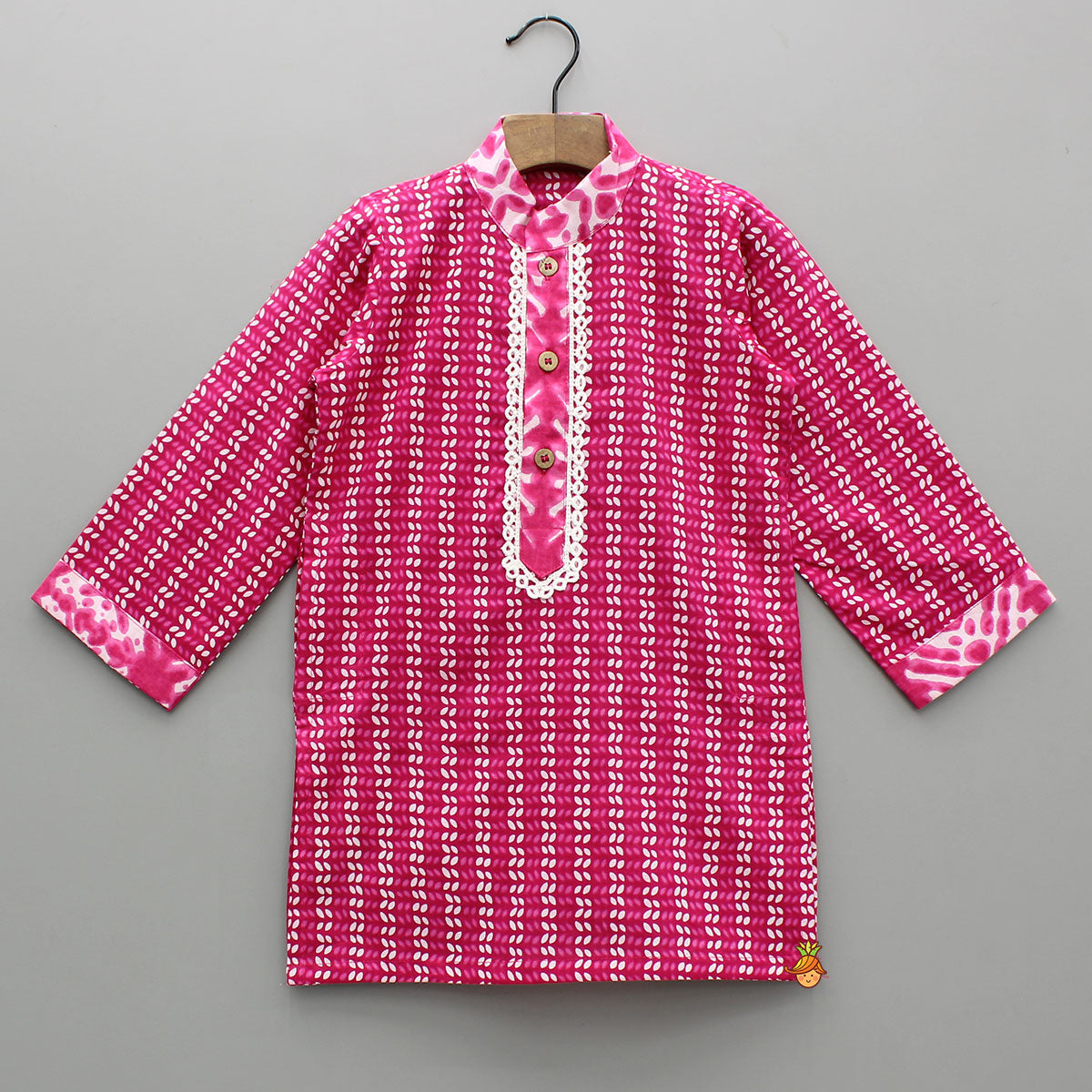 Pre Order: Lace Detail Front Placket Pink Printed Kurta And Pyjama