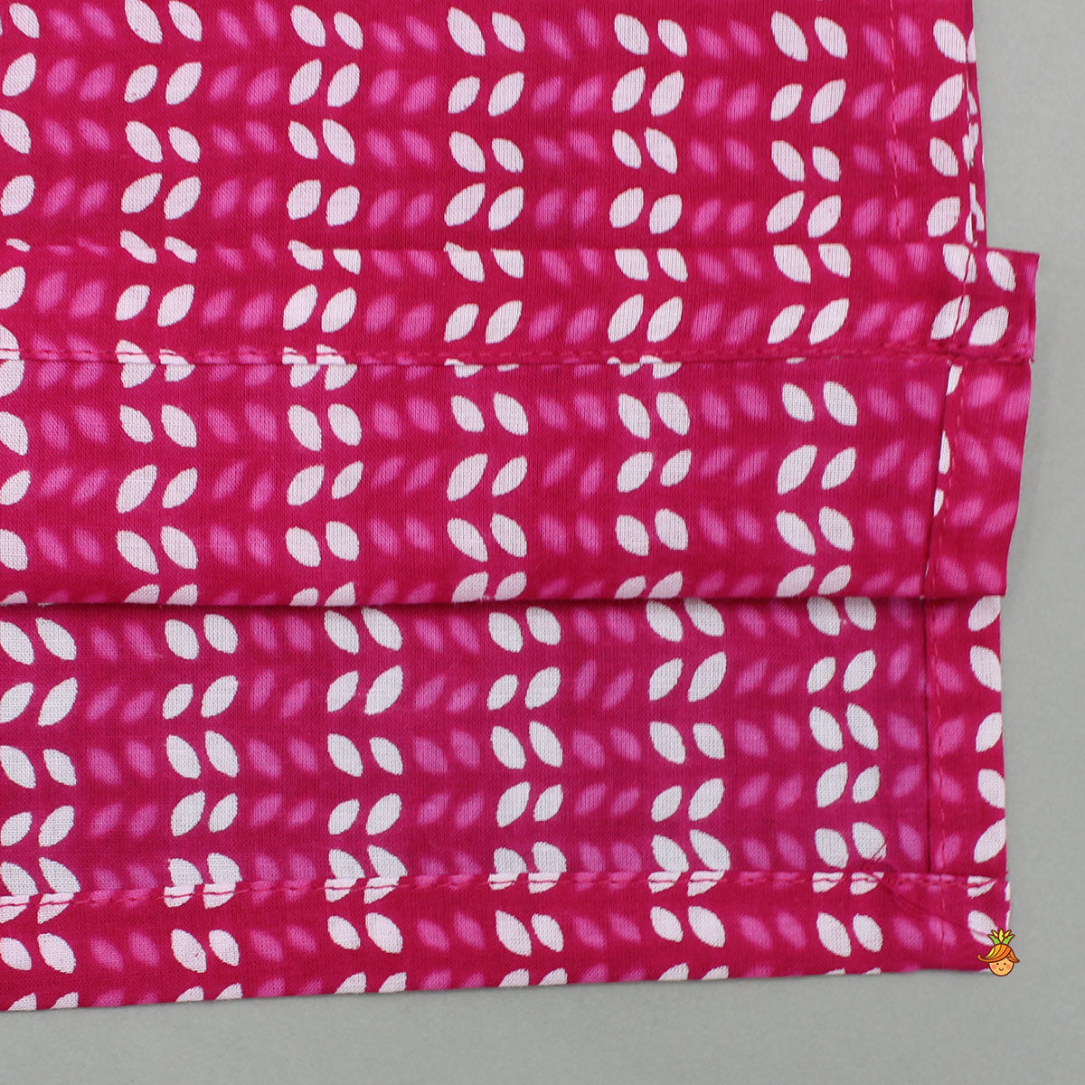 Pre Order: Lace Detail Front Placket Pink Printed Kurta And Pyjama