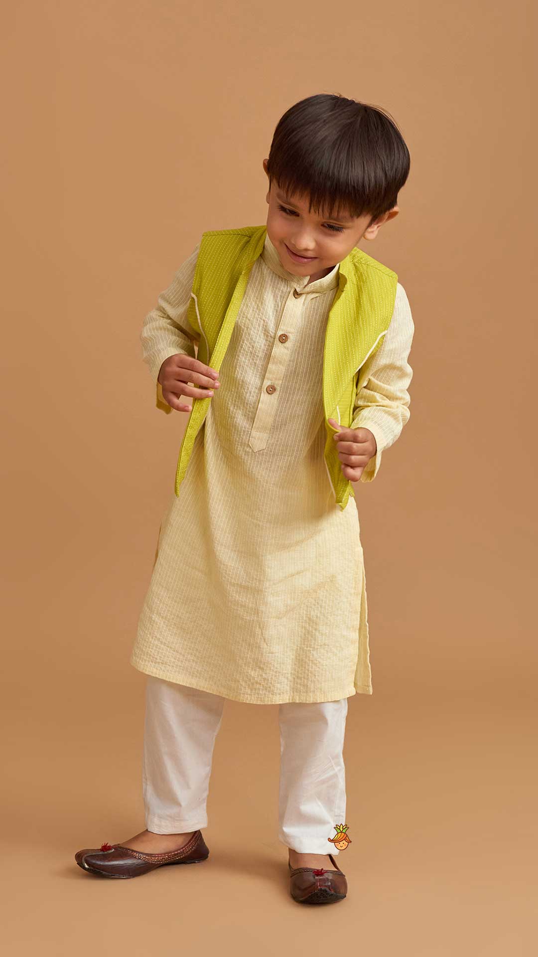 Pre Order: Cotton Cream Kurta With Green Jacket And Pocket Detail Pyjama
