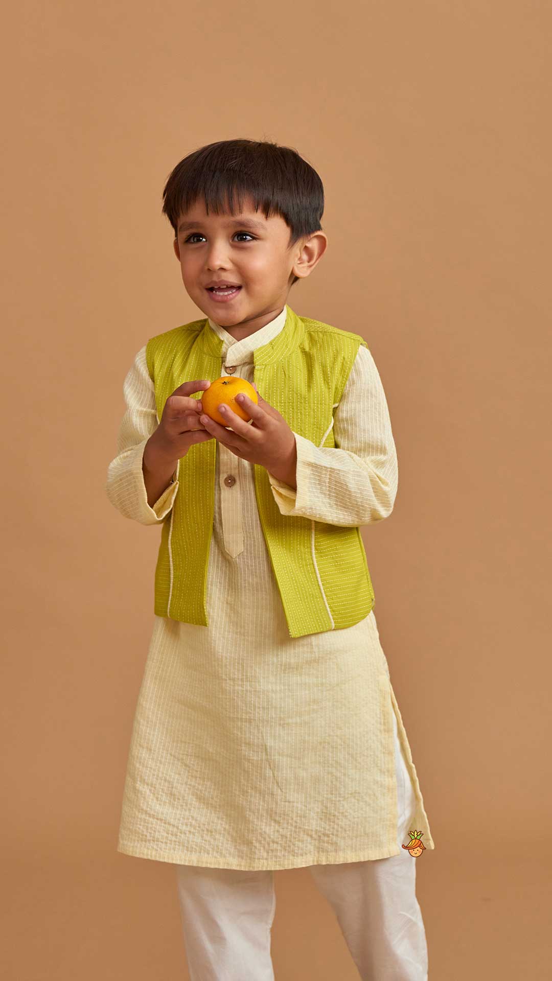 Pre Order: Cotton Cream Kurta With Green Jacket And Pocket Detail Pyjama