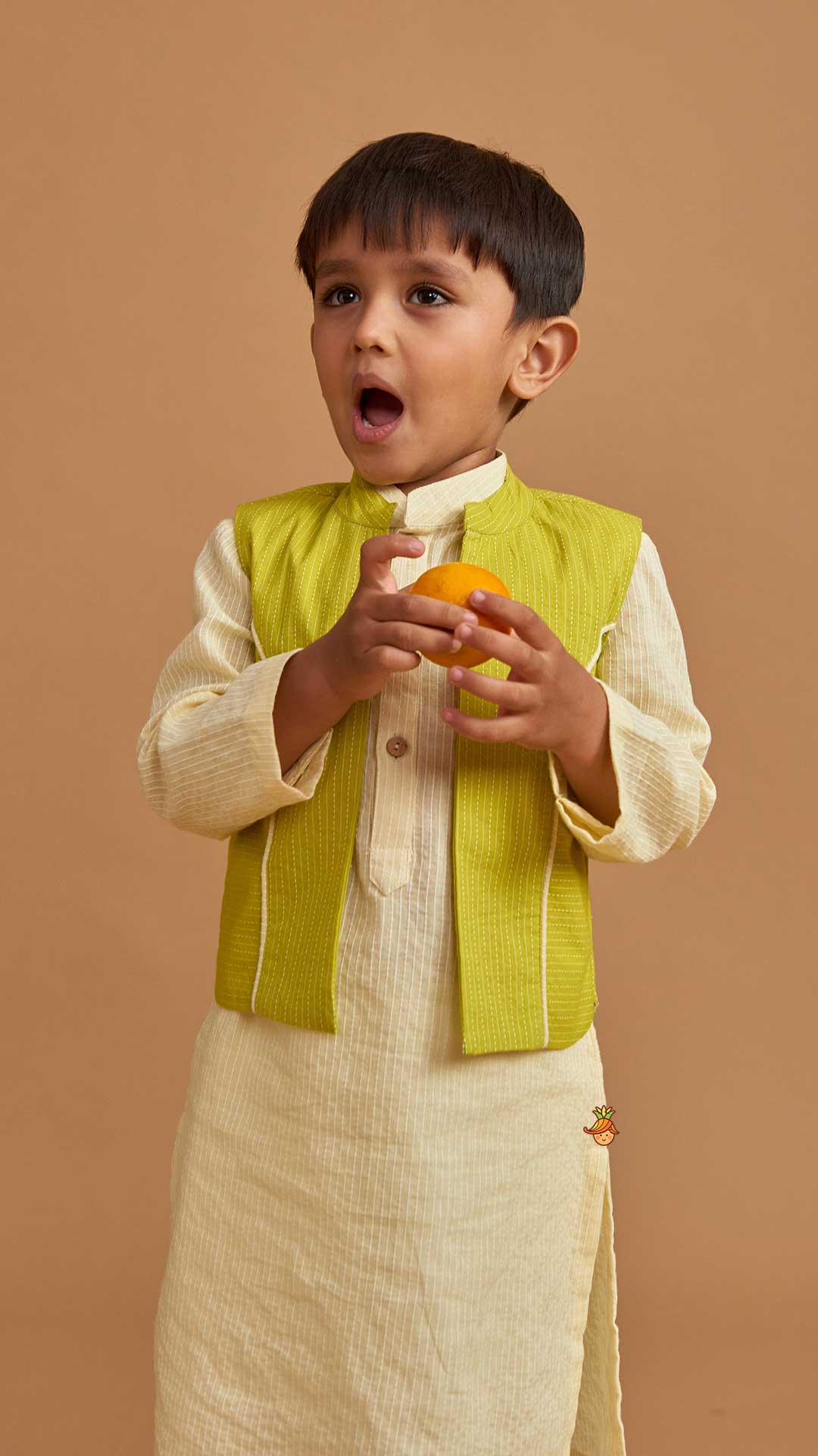 Pre Order: Cotton Cream Kurta With Green Jacket And Pocket Detail Pyjama
