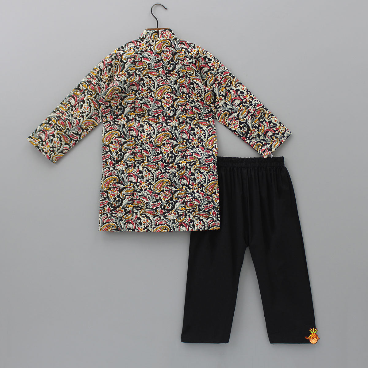 Pre Order: Lace Detail Front Placket Multicolour Printed Kurta And Black Pyjama