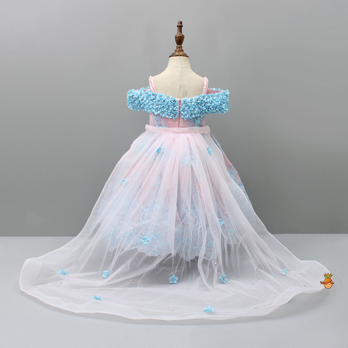 Pre Order: Off Shoulder Fabric Flowers Adorned Dual Tone Wings Gown With Detachable Trail And Matching Hair Clip