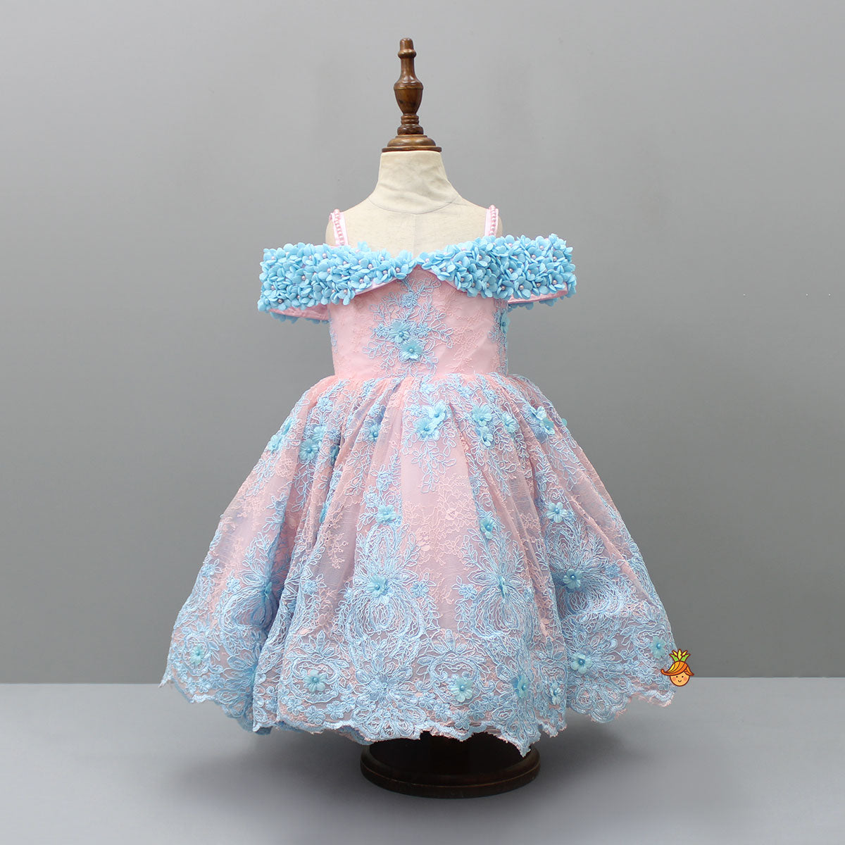 Pre Order: Off Shoulder Fabric Flowers Adorned Dual Tone Wings Gown With Detachable Trail And Matching Hair Clip