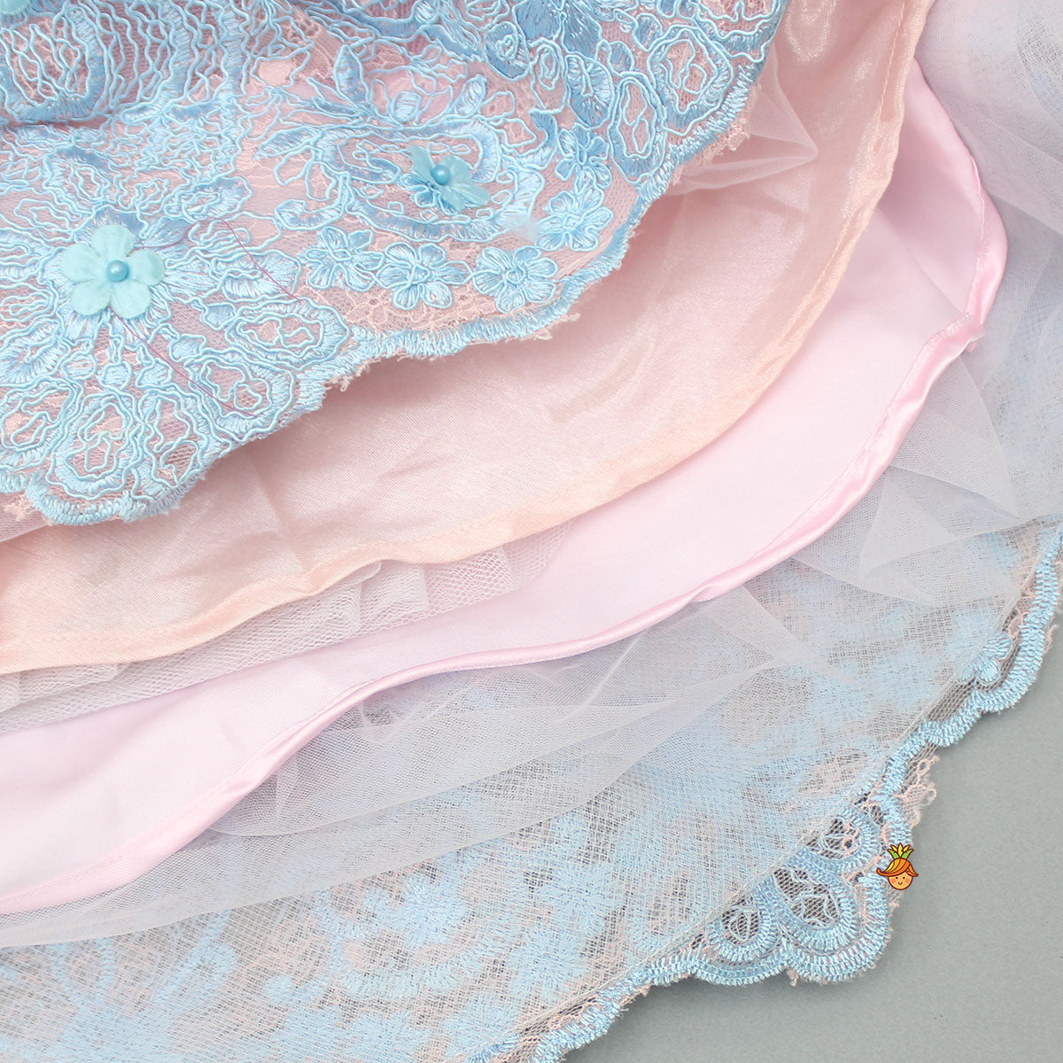 Pre Order: Off Shoulder Fabric Flowers Adorned Dual Tone Wings Gown With Detachable Trail And Matching Hair Clip