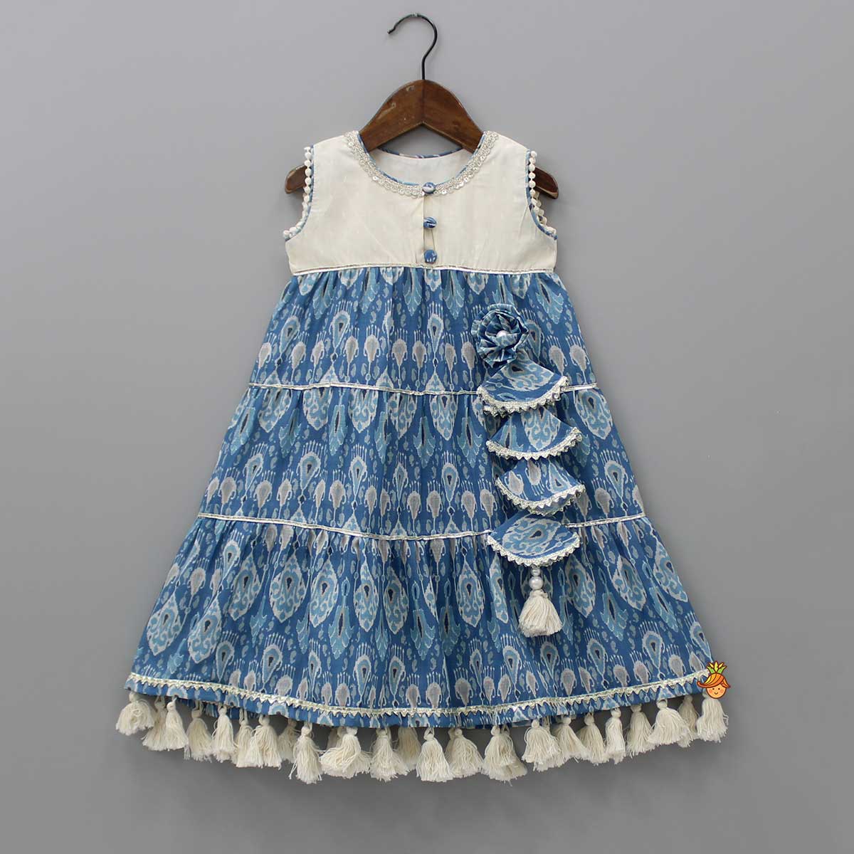 Pre Order: Fringed Hem Flared Dual Tone Kurti And Off White Palazzo