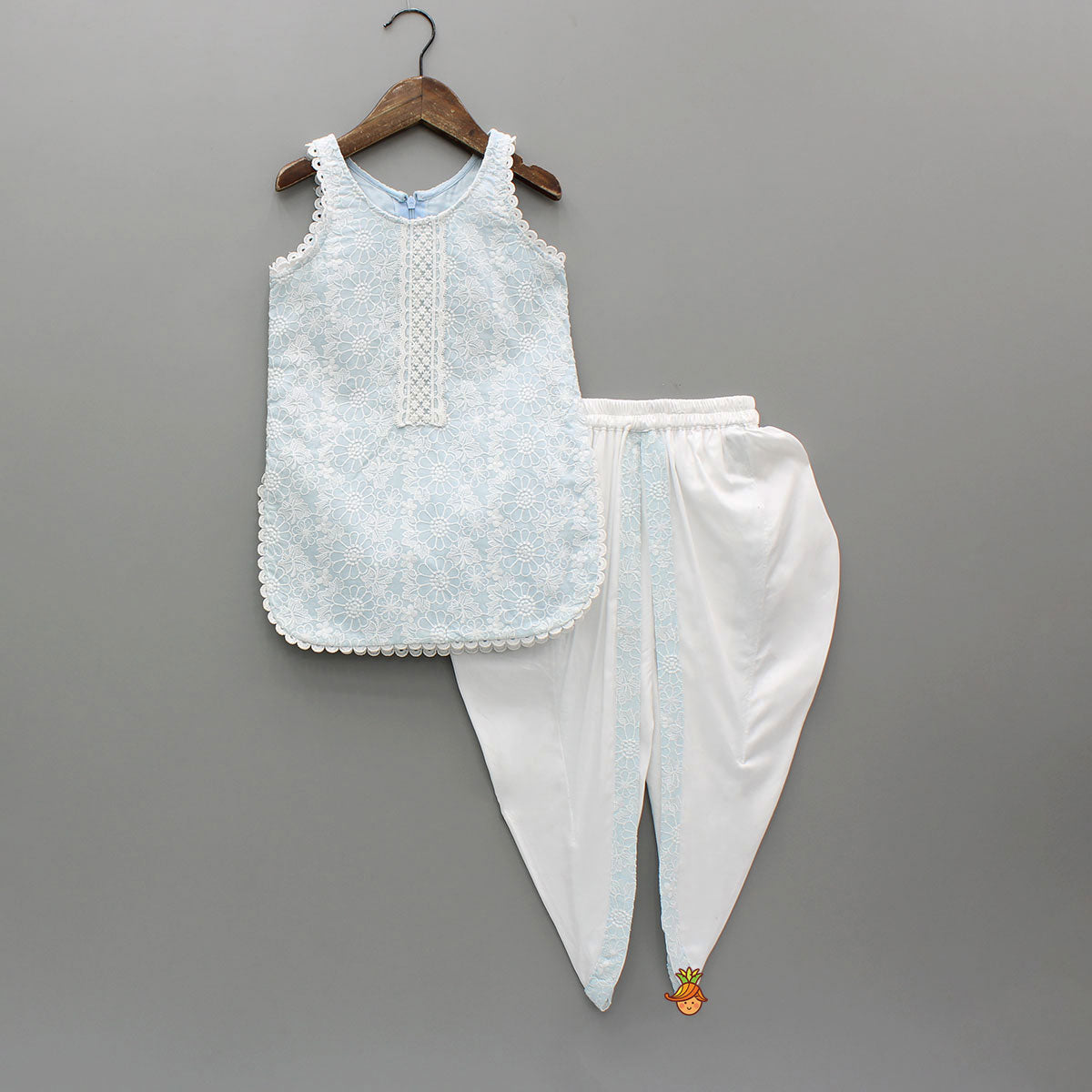 Pre Order: Thread Embroidered Kurti And Dhoti With Net Dupatta