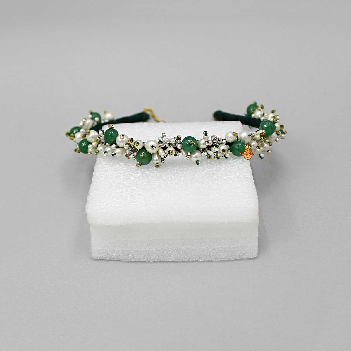Embroidered Chain Green Hair Band
