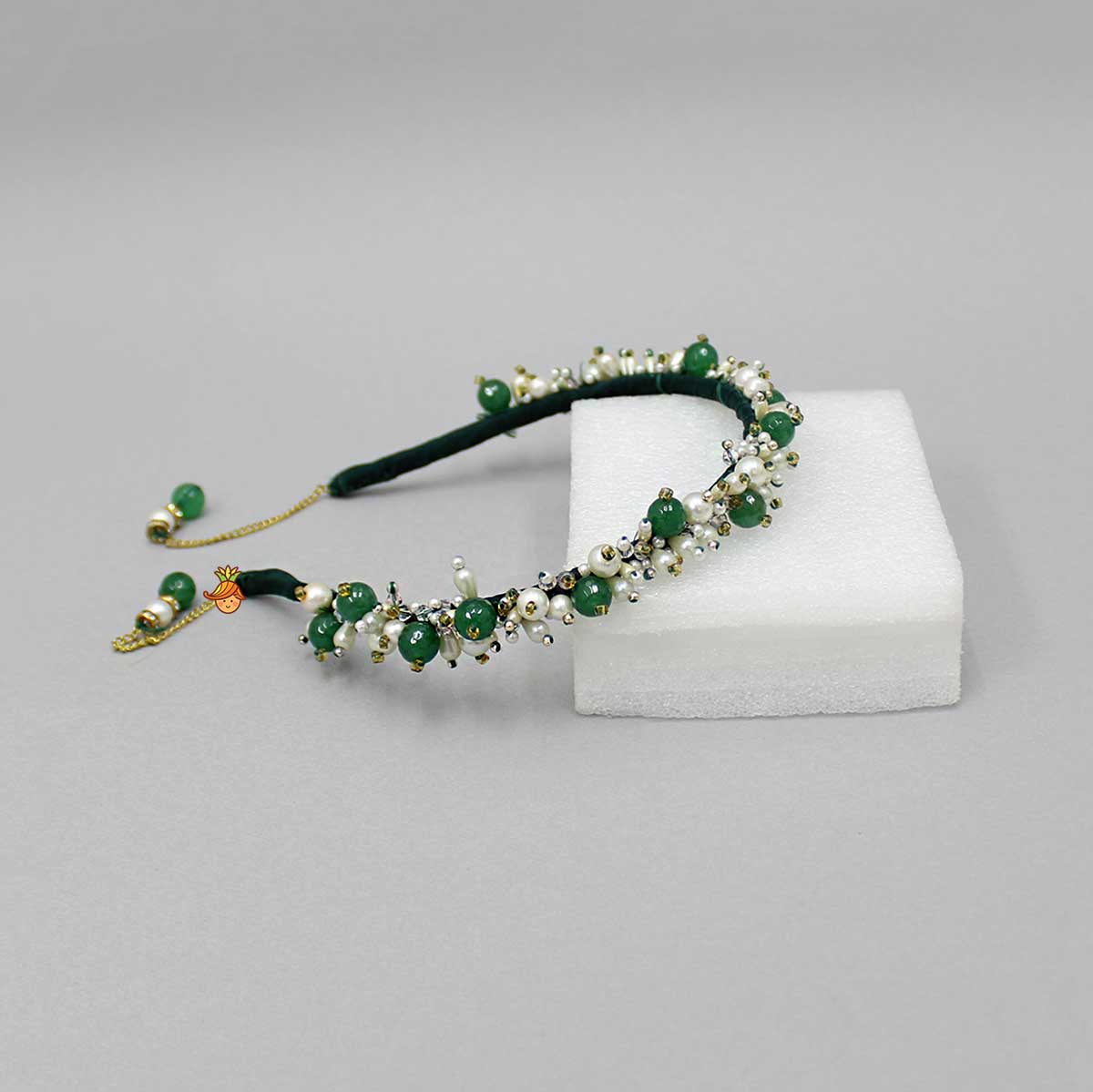 Embroidered Chain Green Hair Band