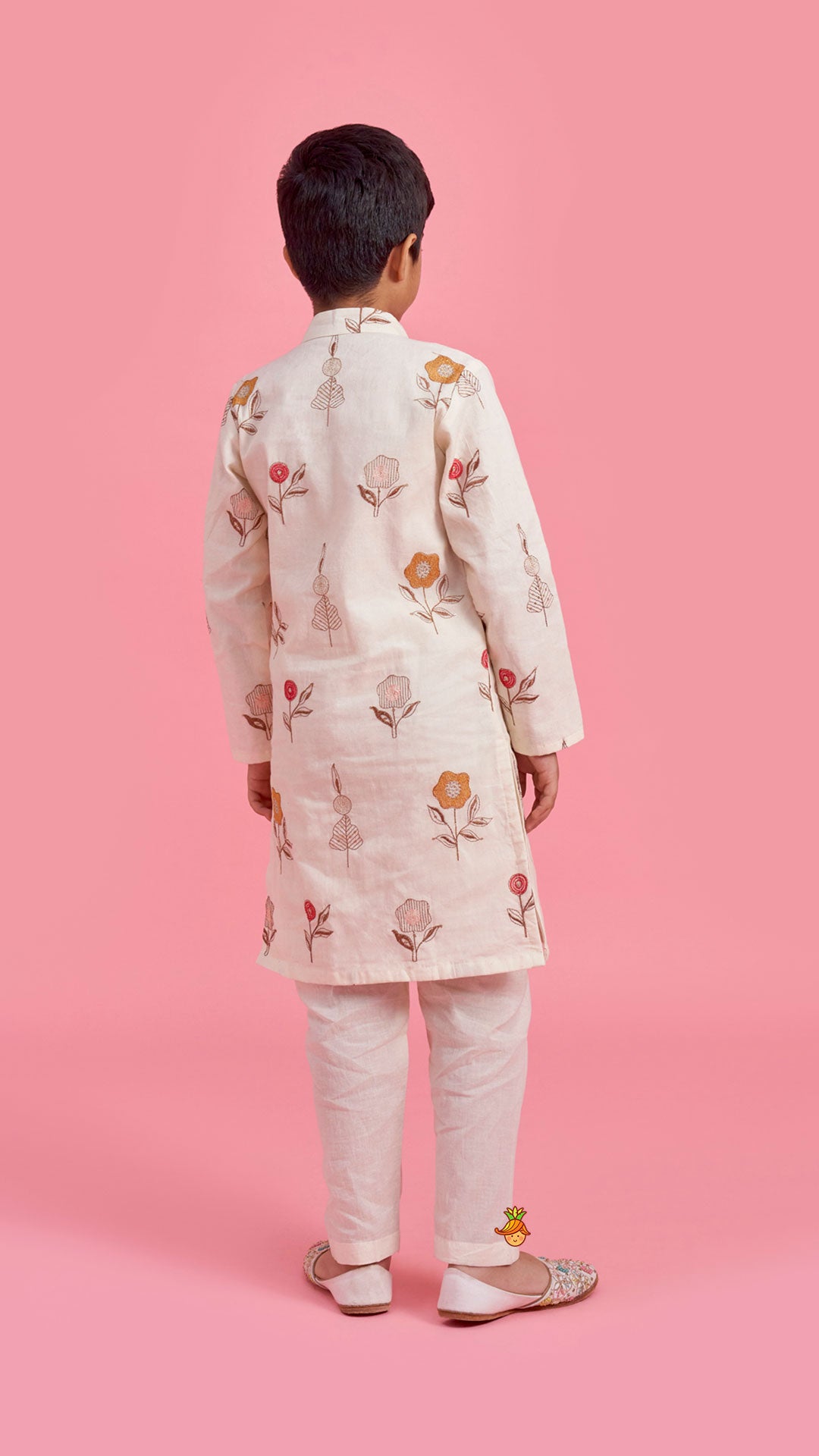 Pre Order: Floral Embroidered Kurta With Pyjama