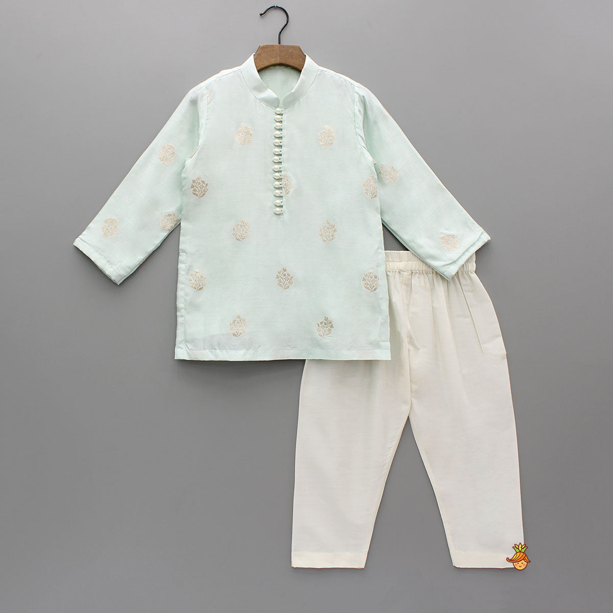 Pre Order: Green Kurta With Detailed Loop Buttons And Pyjama