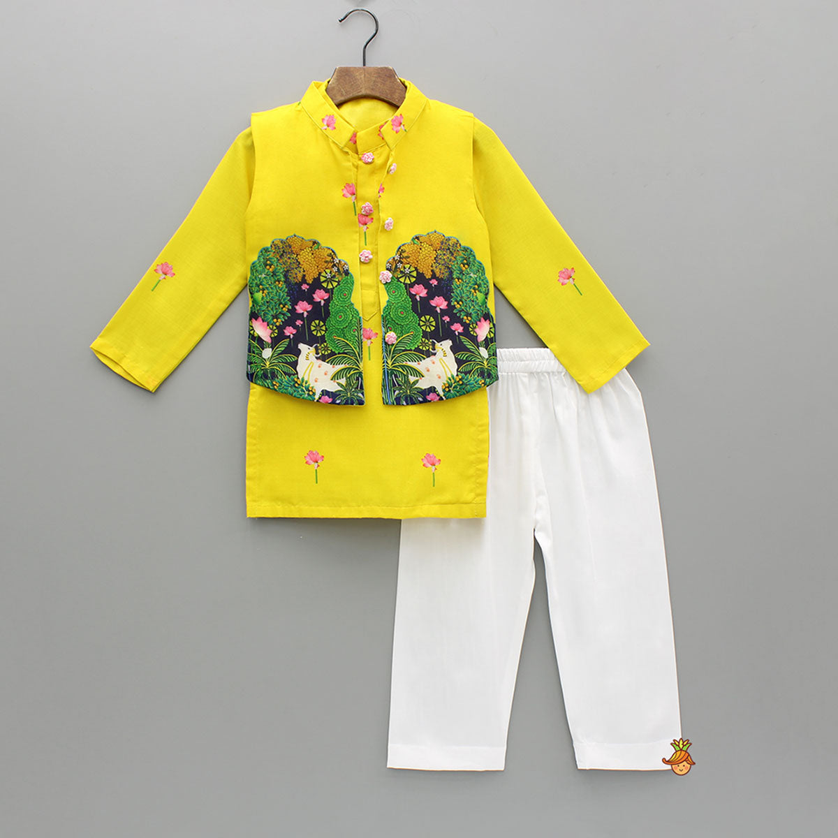 Pre Order: Yellow Printed Kurta With Open Jacket And Pyjama