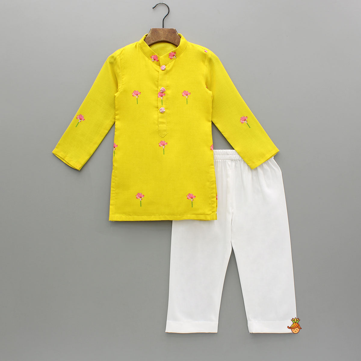 Pre Order: Yellow Printed Kurta With Open Jacket And Pyjama