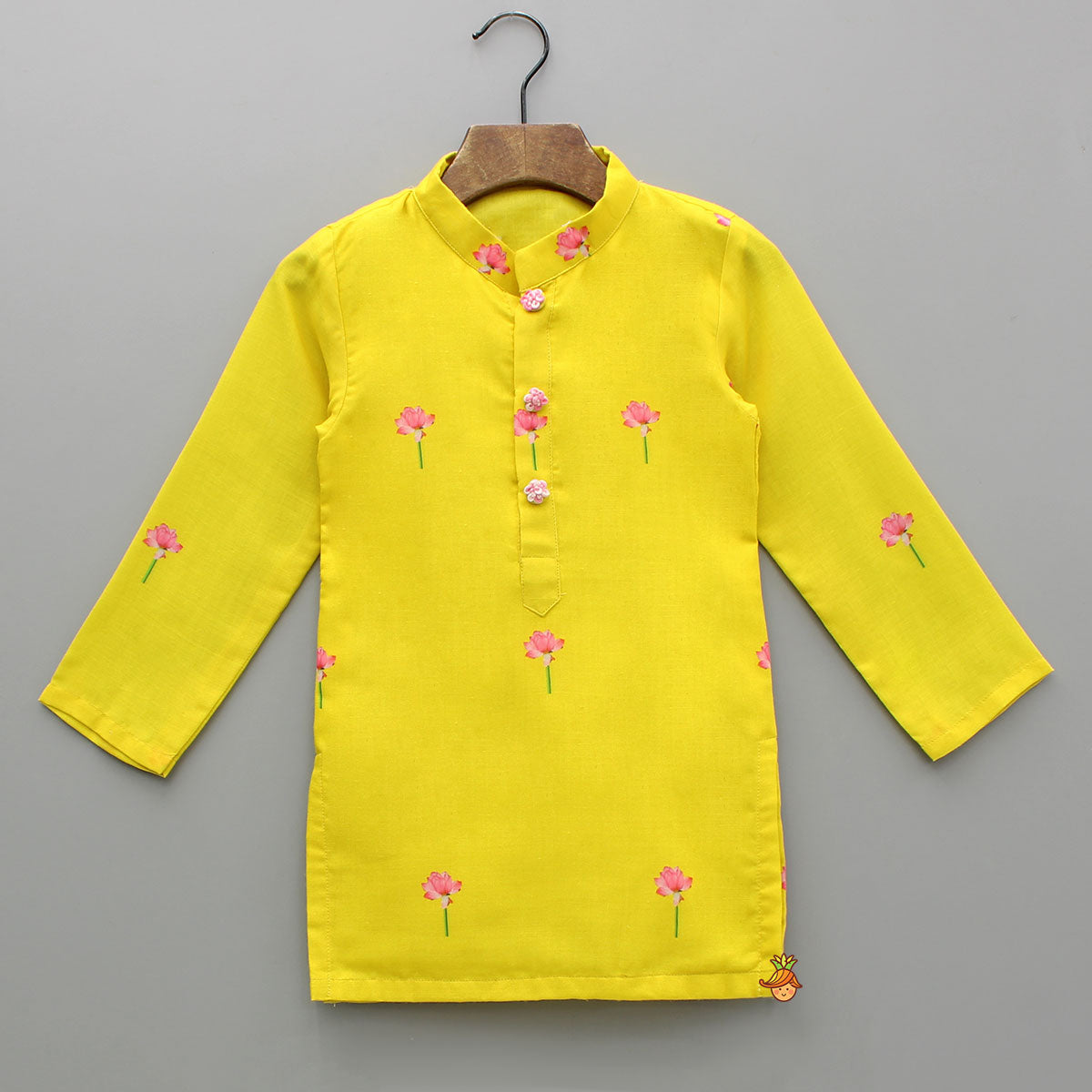 Pre Order: Yellow Printed Kurta With Open Jacket And Pyjama