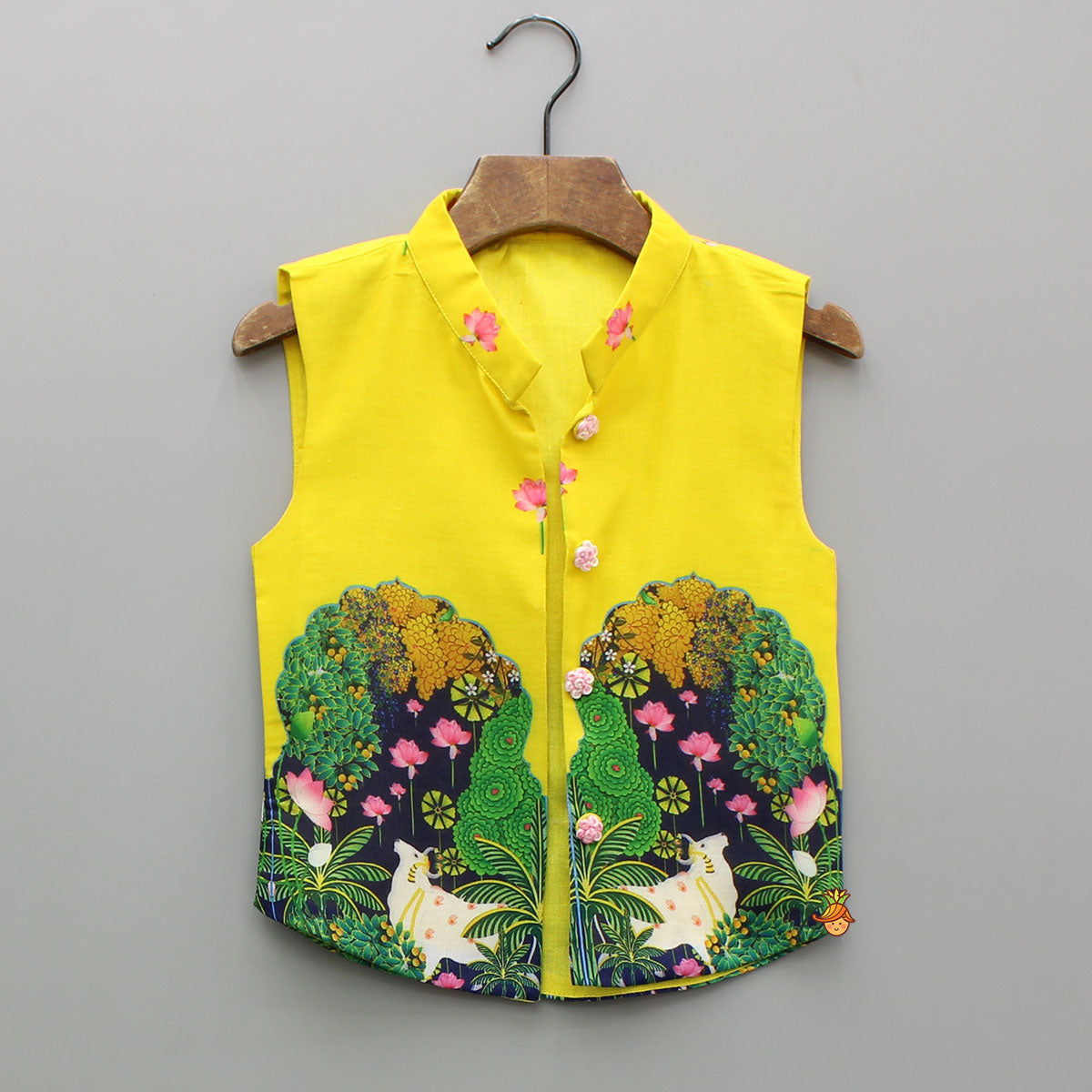 Pre Order: Yellow Printed Kurta With Open Jacket And Pyjama
