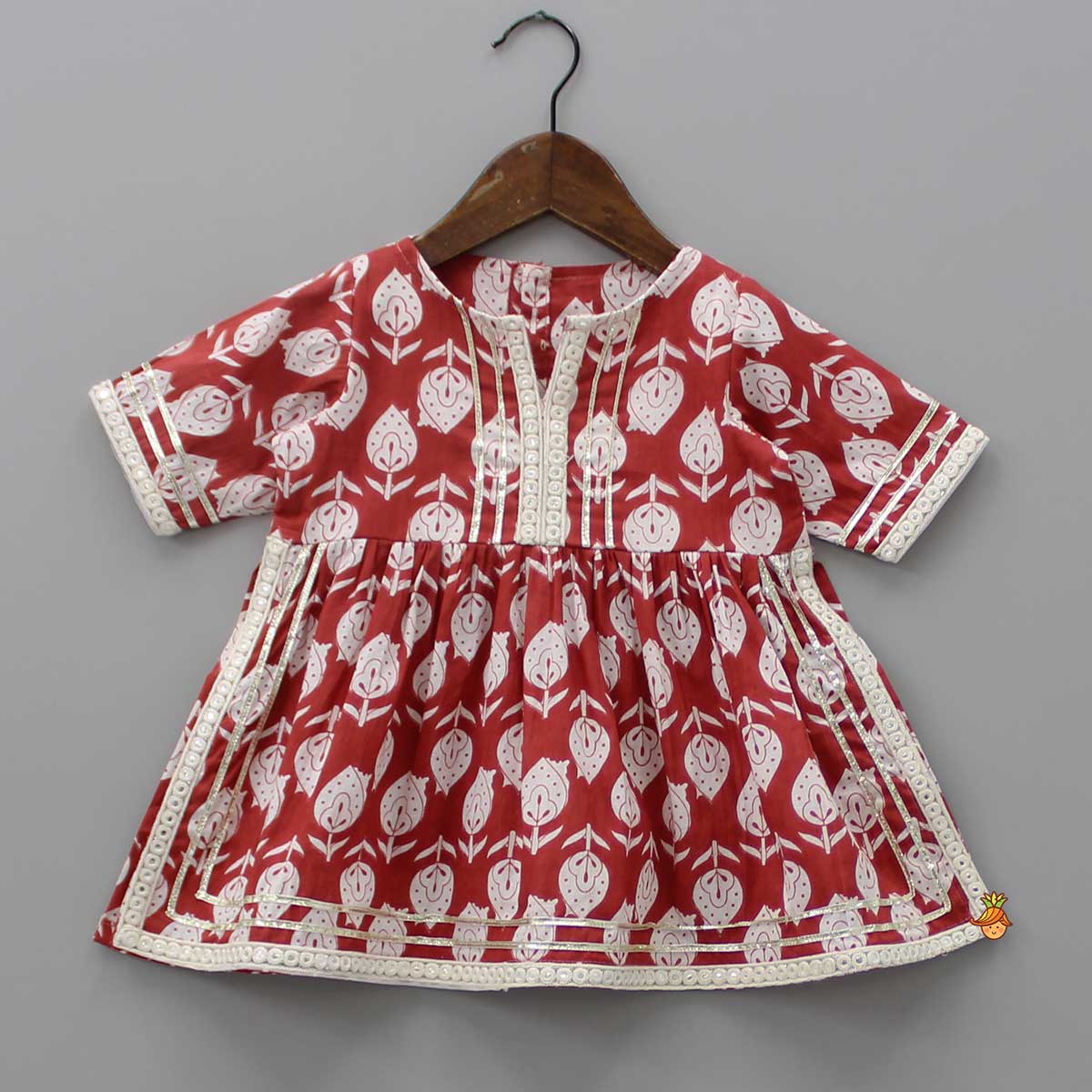 Pre Order: Gota Lace Detail-Printed Kurti And Sharara