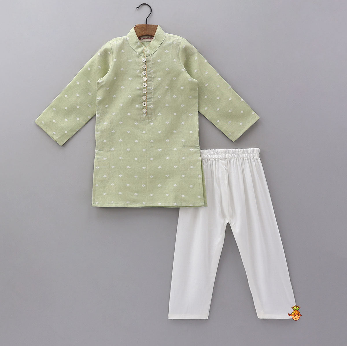 Pre Order: Booti Detailed Sheen Ethnic Kurta And Pyjama