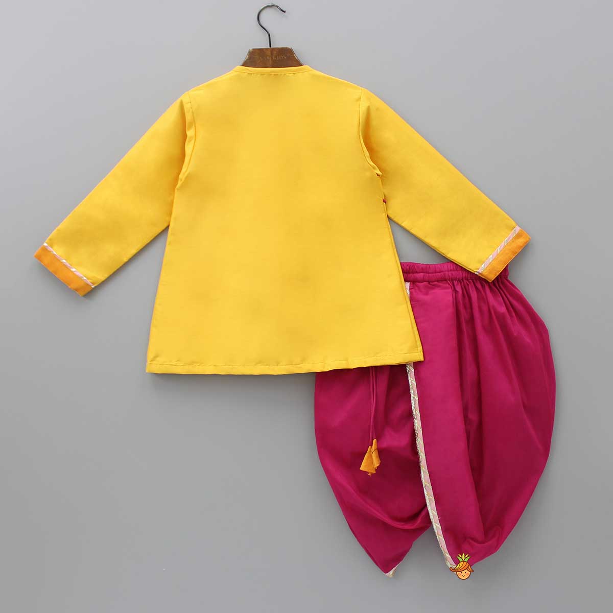 Pre Order: Embroidered Krishna Angarkha Style Kurta With Lace Work Dhoti And Mukut