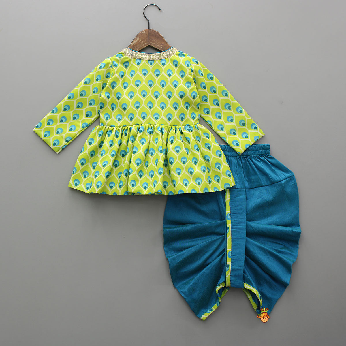 Pre Order: Printed Angarkha Style Green Kurta And Dhoti With Mukut