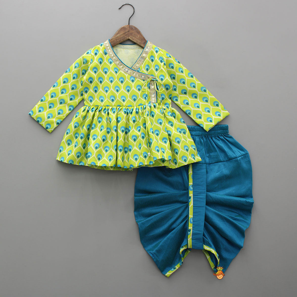 Pre Order: Printed Angarkha Style Green Kurta And Dhoti With Mukut