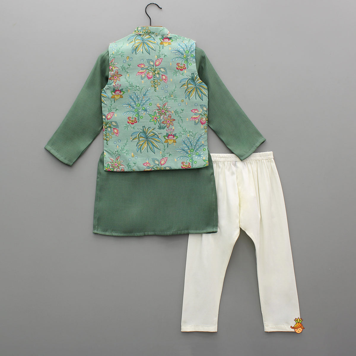 Pre Order: Green Kurta With Printed Jacket And Pyjama