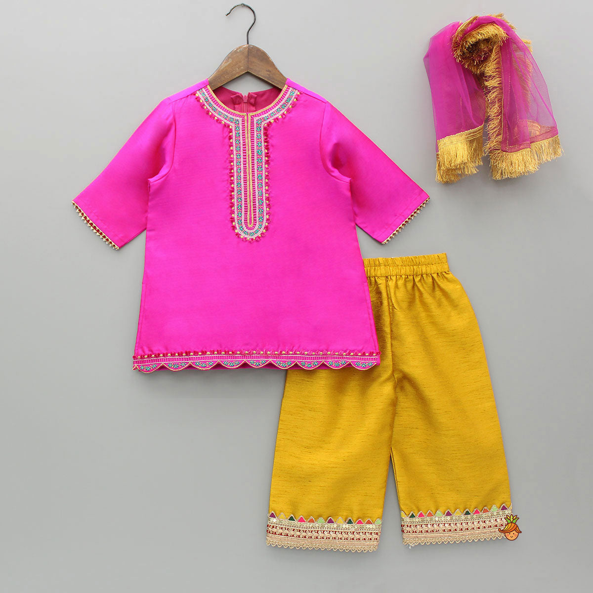 Pre Order: Pink Embroidered Kurti With Pant And Dupatta