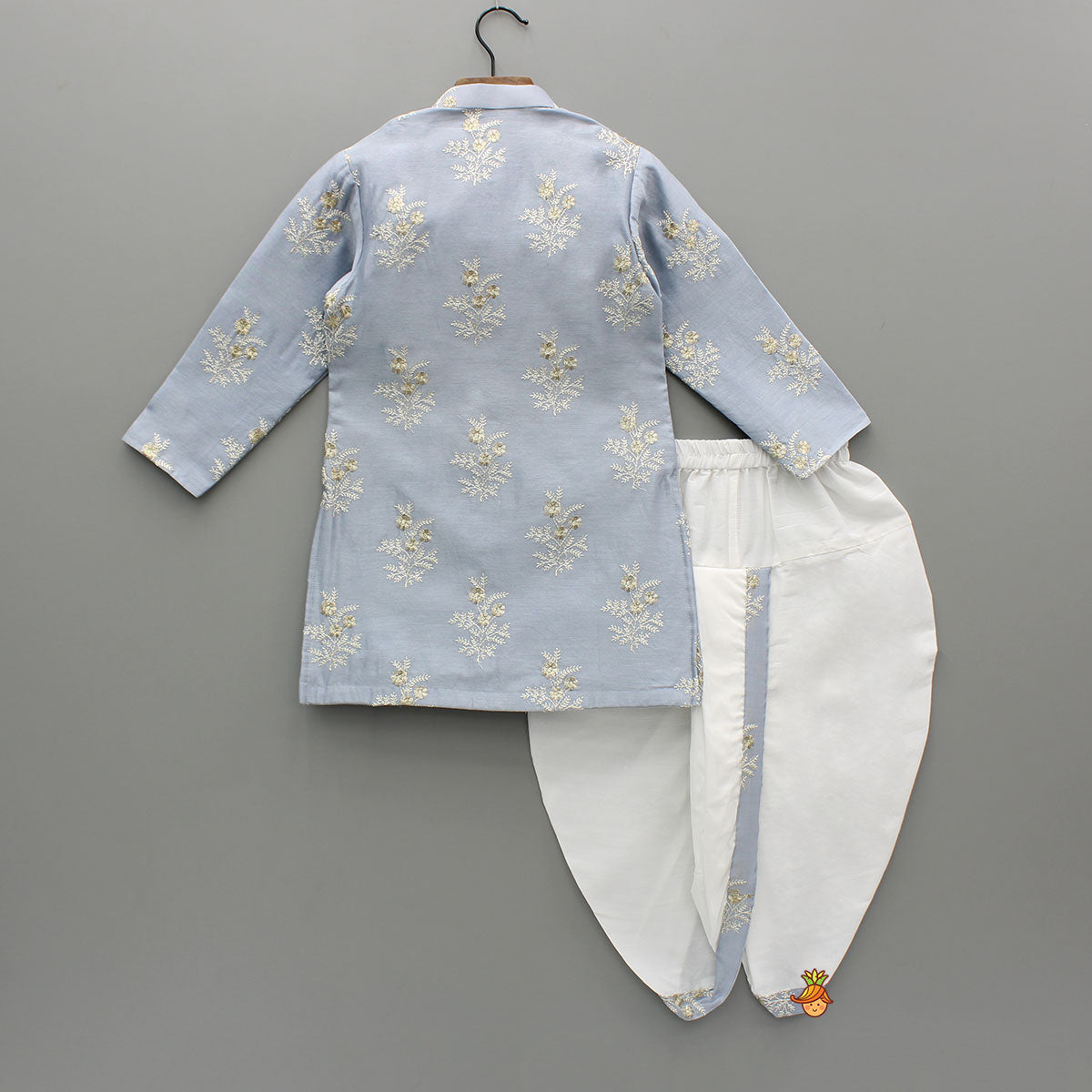 Pre Order: Zari Thread Embroidered Grey Kurta With Dhoti