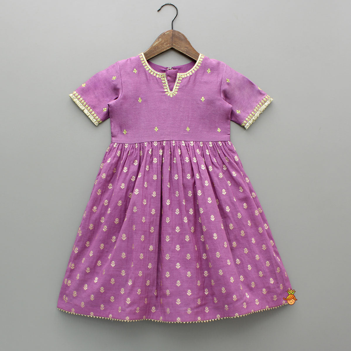 Pre Order: Chanderi Embroidered Purple Kurti And Salwar With Gota Lace Work Dupatta