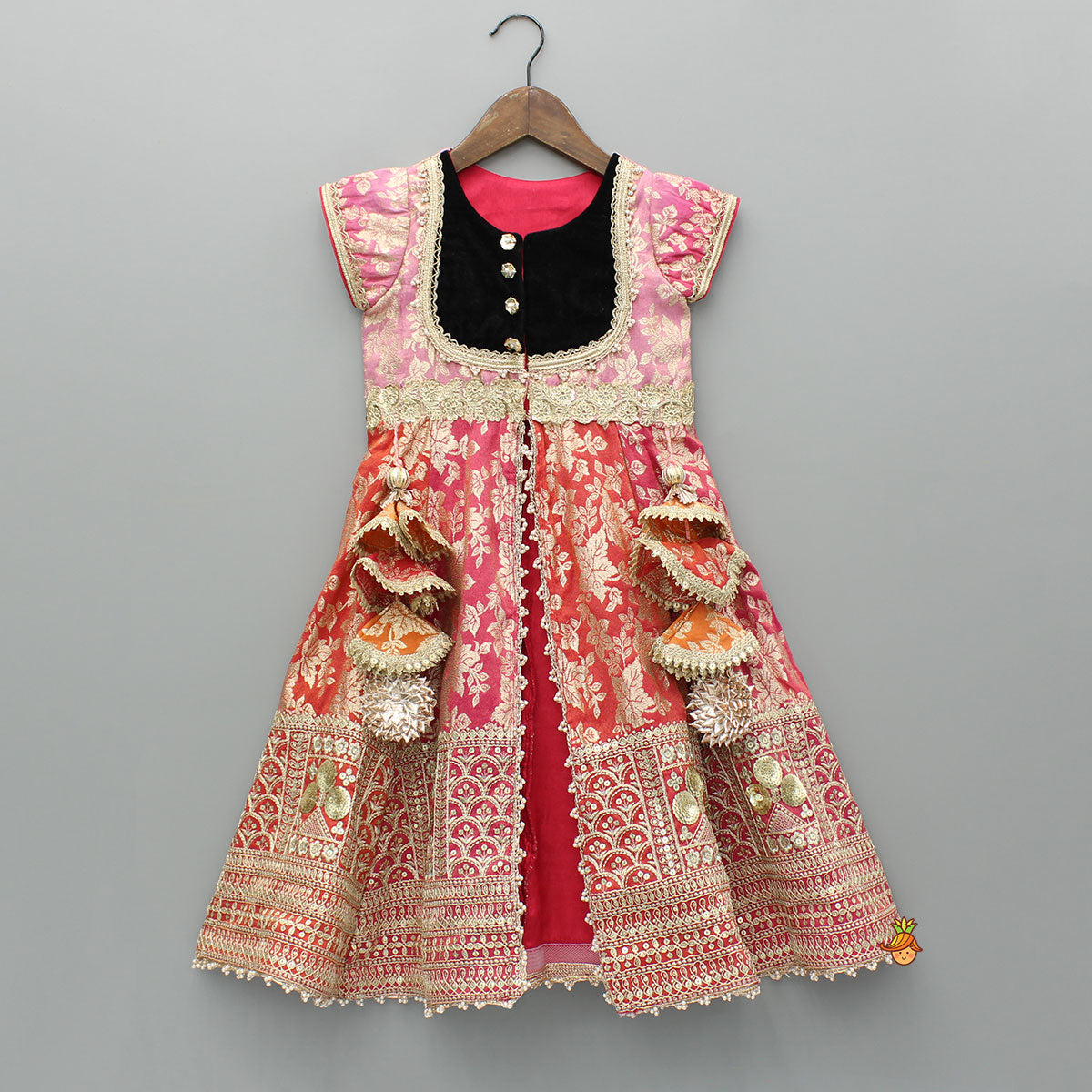 Pre Order: Pink Chanderi Embroidered Long Kurti And Black Velvet Pant