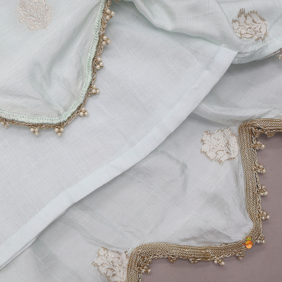 Pre Order: Elegant Kurti With Scalloped Hem