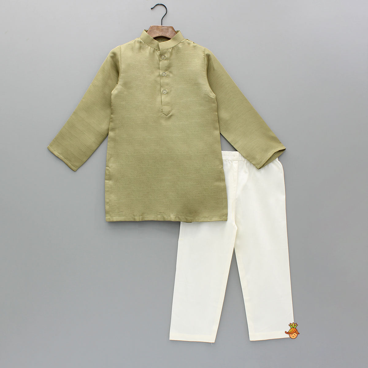 Pre Order: Green Kurta And Embroidered Jacket With Pyjama