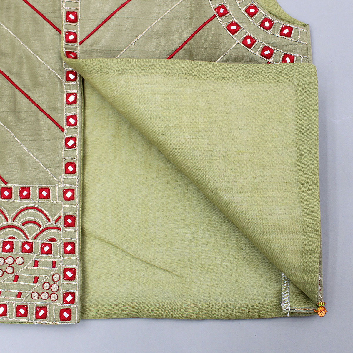 Pre Order: Green Kurta And Embroidered Jacket With Pyjama