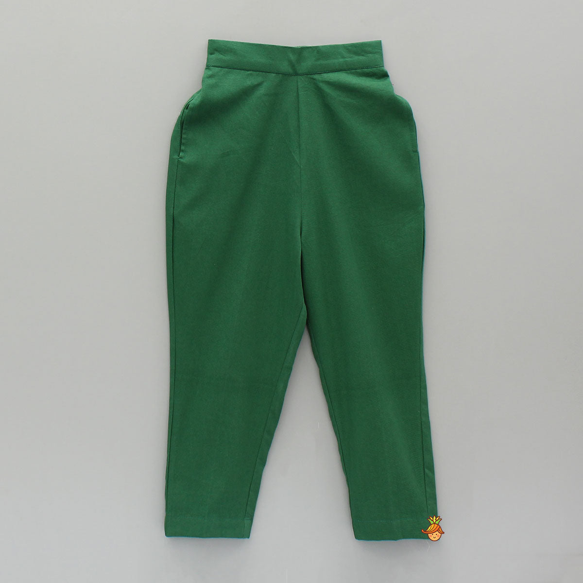 Pre Order: Green Gota Lace Detailing Kurta And Pant