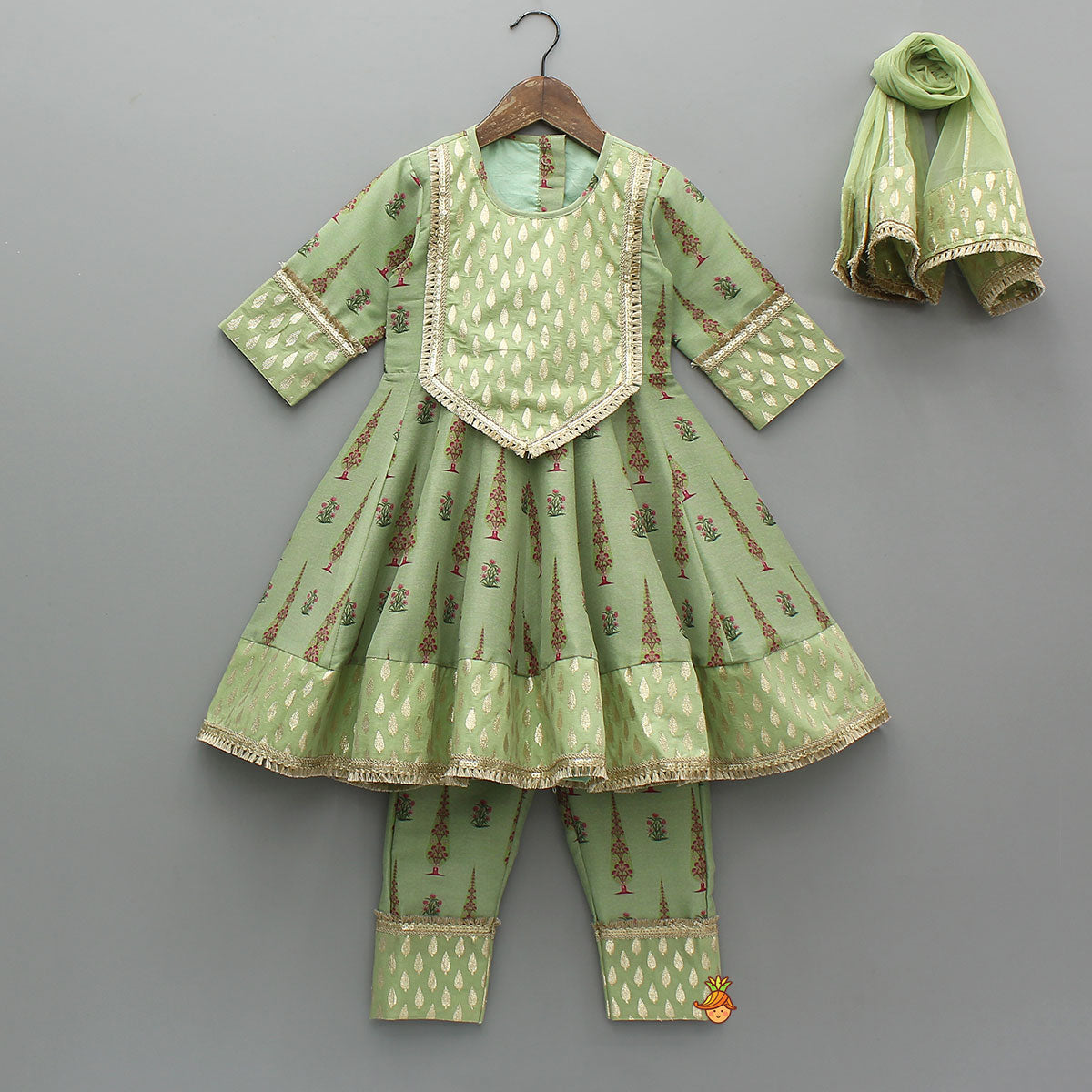 Pre Order: Chanderi Printed Long Kurti And Pant With Dupatta