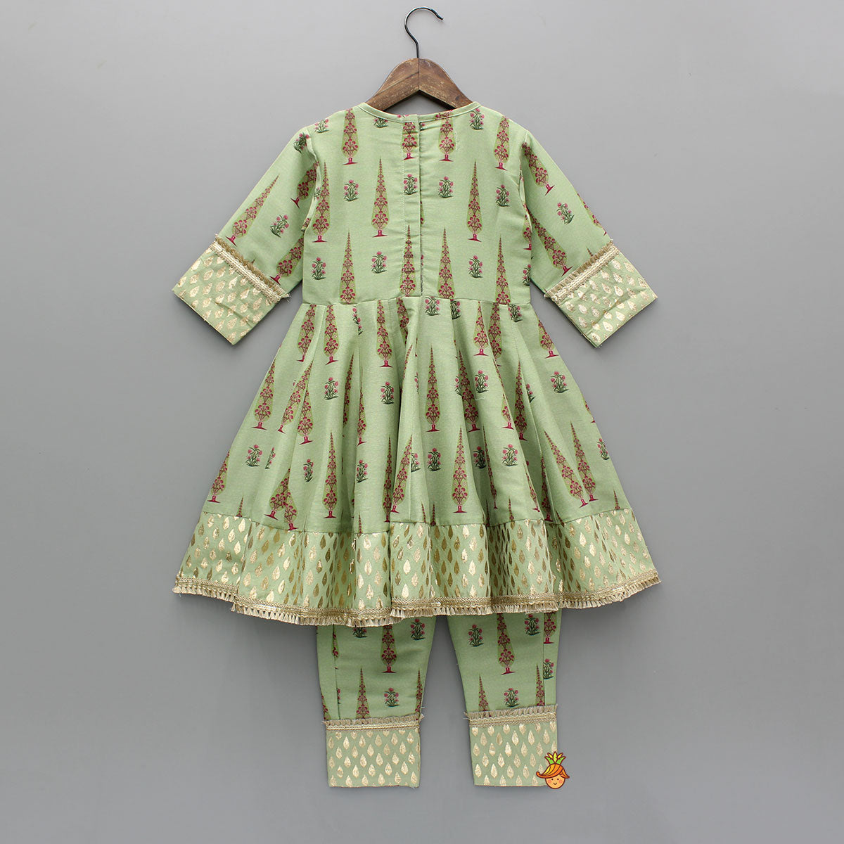 Pre Order: Chanderi Printed Long Kurti And Pant With Dupatta