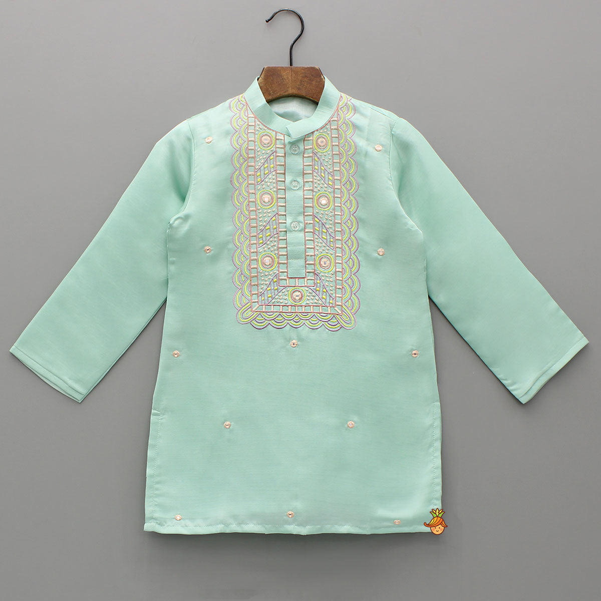Pre Order: Green Embroidered Kurta And Pyjama